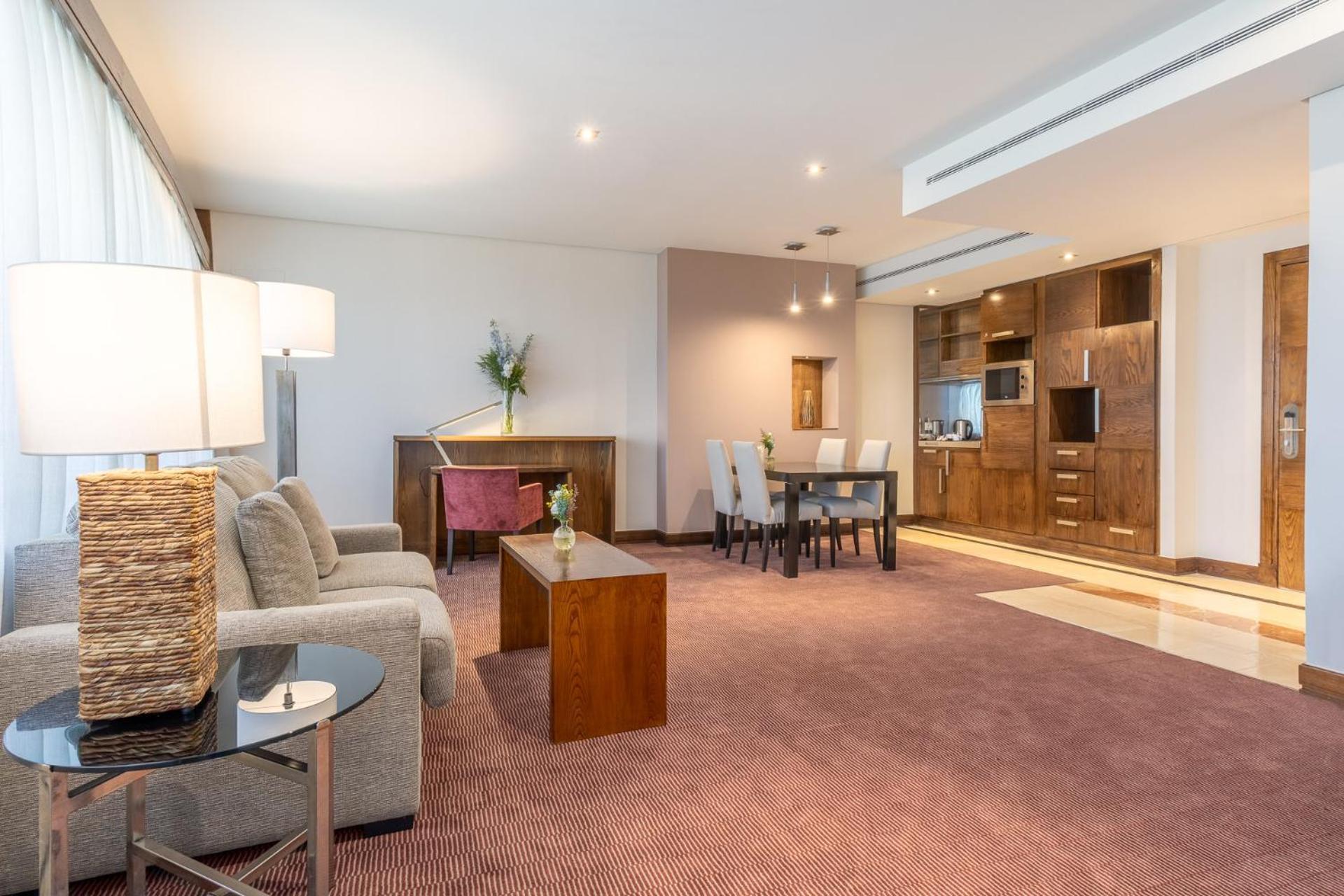 Junior Suite,1742582822:JPEG
